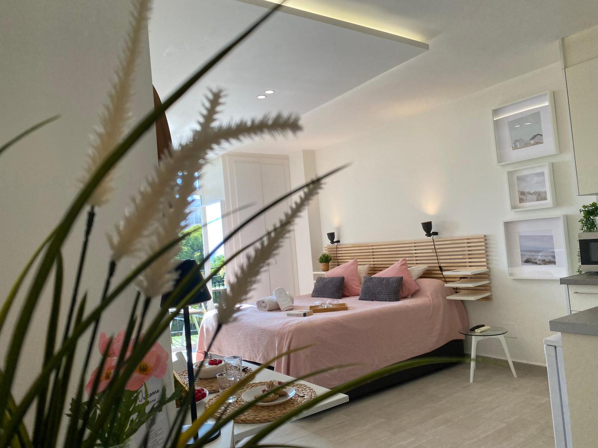 Studio With Views Next To Puerto Marina The Green Door Benalmádena Eksteriør bilde